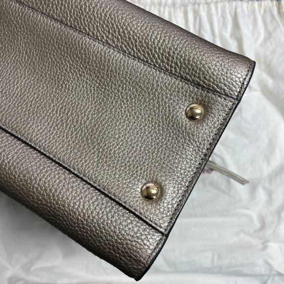 NWT Salvatore Ferragamo Amy Medium Gancio Tote Bag - Picture 12 of 15